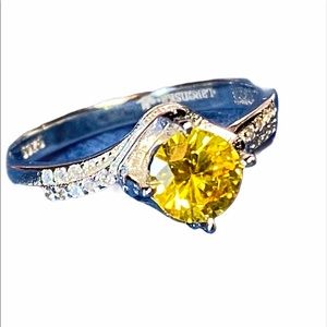 925 Sterling Silver Ring w/ Rhodium Finish Yellow Gem Stunning 8.5